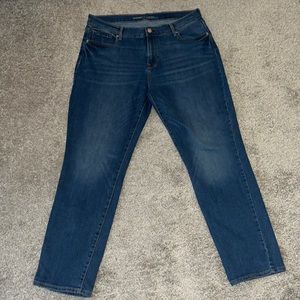Old Navy Original Mid-Rise Jeans (Short)